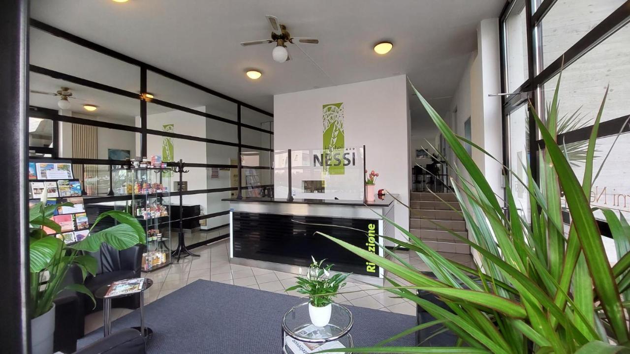 Hotel Nessi โลการ์โน ภายนอก รูปภาพ
