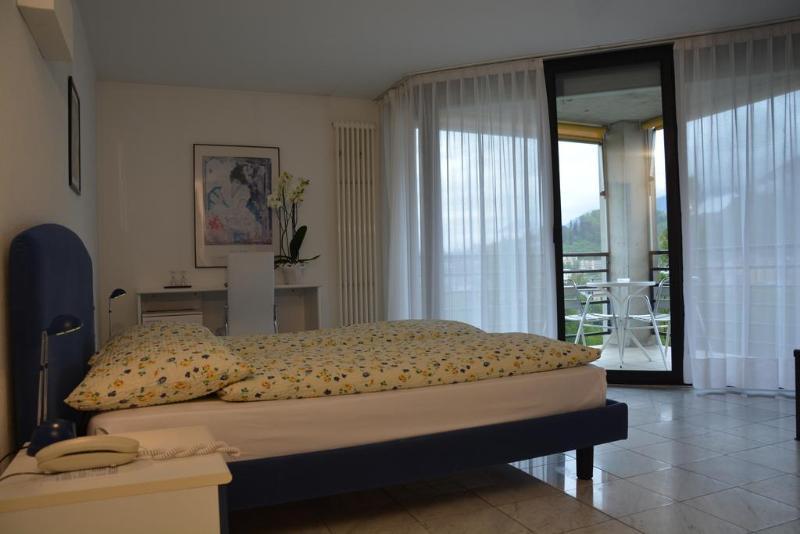 Hotel Nessi โลการ์โน ภายนอก รูปภาพ