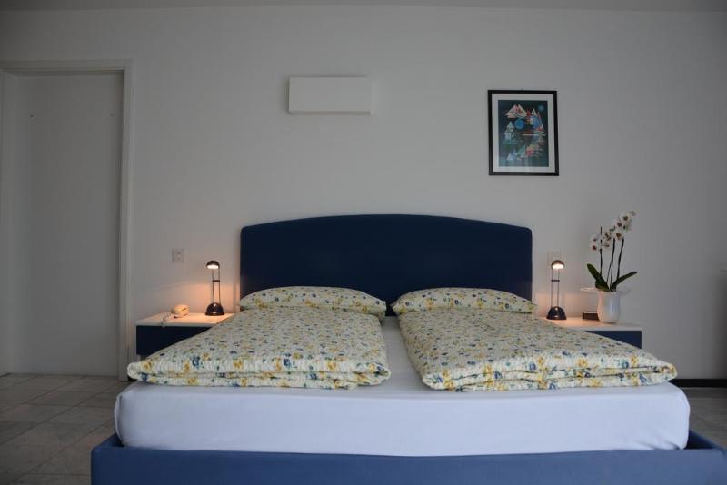 Hotel Nessi โลการ์โน ภายนอก รูปภาพ