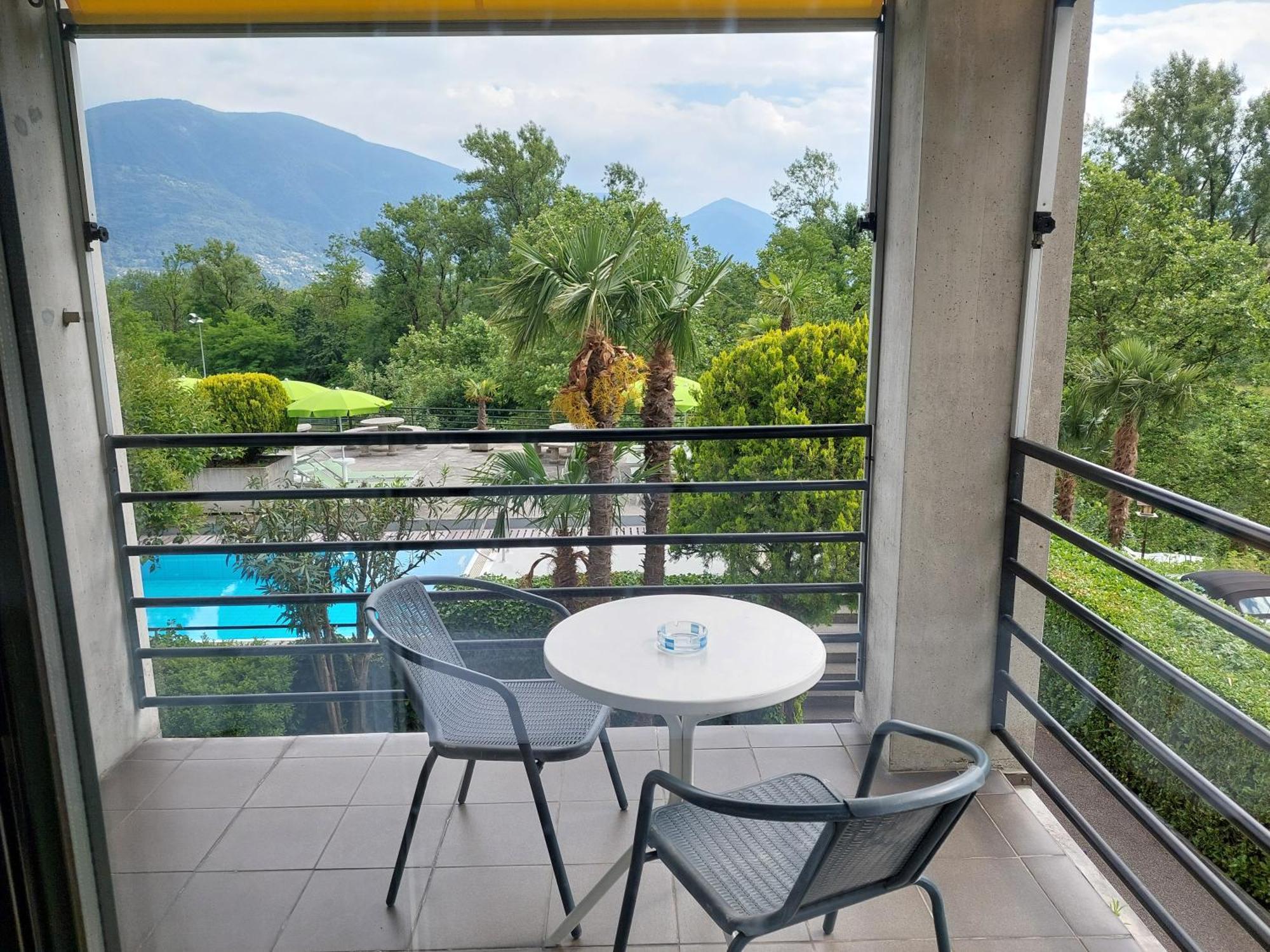 Hotel Nessi โลการ์โน ภายนอก รูปภาพ