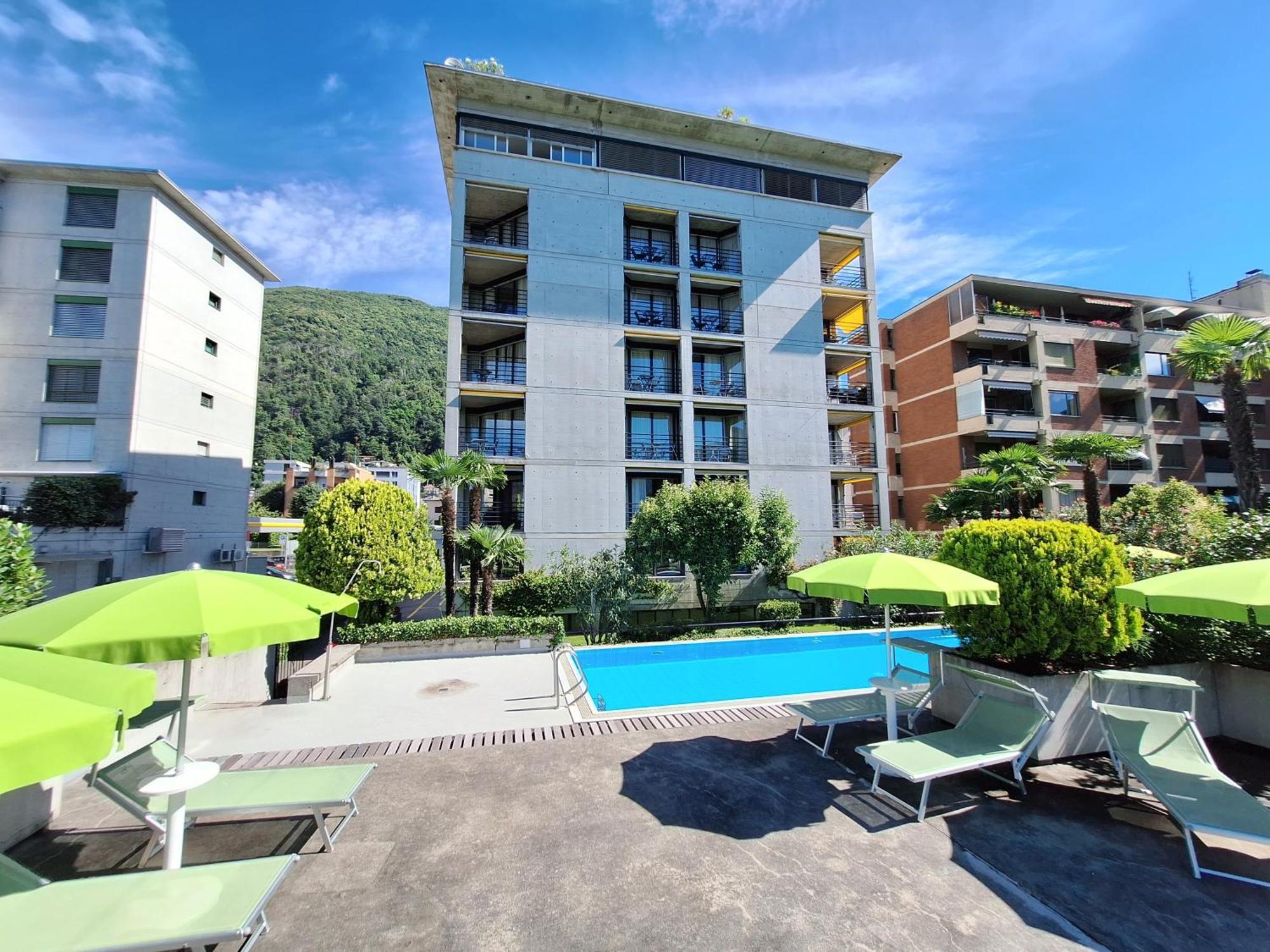 Hotel Nessi โลการ์โน ภายนอก รูปภาพ