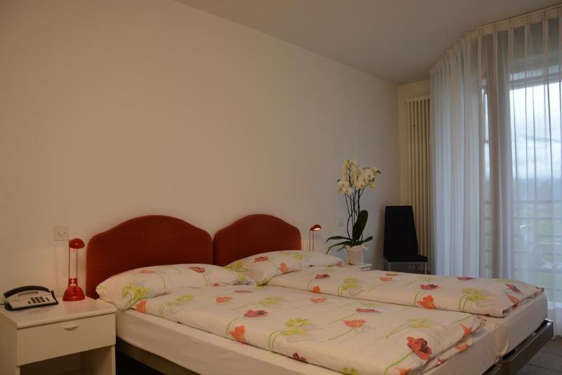 Hotel Nessi โลการ์โน ภายนอก รูปภาพ